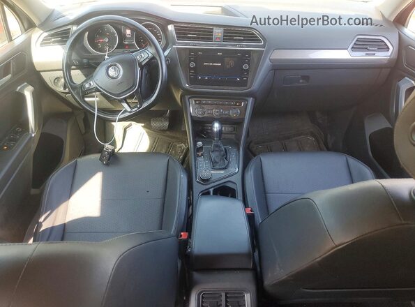 3VV2B7AX2JM185420 2018 VOLKSWAGEN TIGUAN Gray 