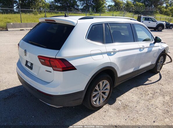 3VV2B7AX2KM045689 2019 VOLKSWAGEN TIGUAN White Trasero derecho