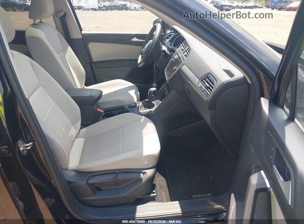 3VV2B7AX2MM149148 2021 VOLKSWAGEN TIGUAN Black Вид салону спереду