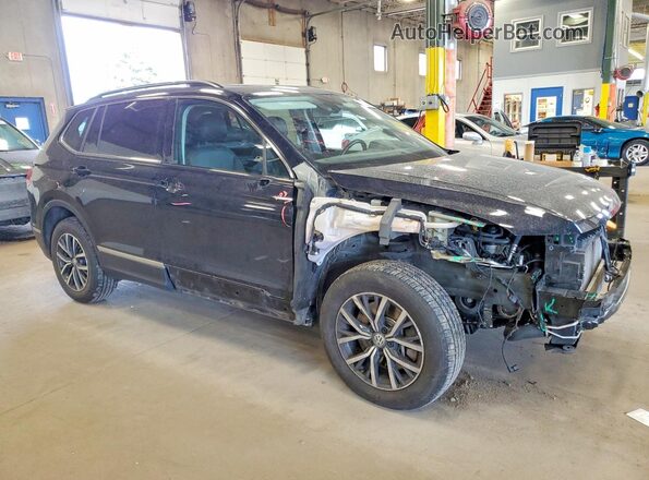 3VV2B7AX3JM196989 2018 VOLKSWAGEN TIGUAN Black Przód prawy
