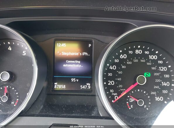 3VV2B7AX3JM217808 2018 VOLKSWAGEN TIGUAN White 