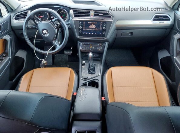 3VV2B7AX3JM220000 2018 VOLKSWAGEN TIGUAN Gray 
