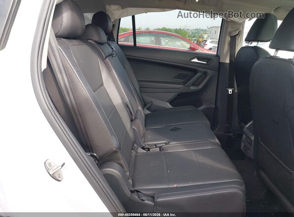 3VV2B7AX3KM004083 2019 VOLKSWAGEN TIGUAN White VIN sticker view