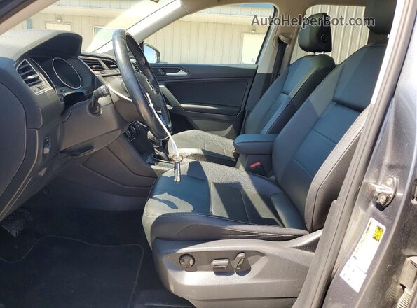 3VV2B7AX3KM067801 2019 VOLKSWAGEN TIGUAN Gray 
