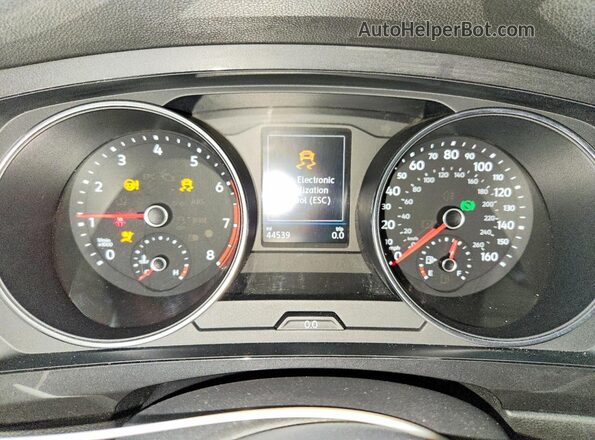 3VV2B7AX3KM185671 2019 VOLKSWAGEN TIGUAN White Instrument cluster view