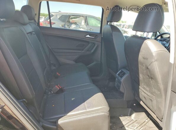 3VV2B7AX3LM104797 2020 VOLKSWAGEN TIGUAN Black Вид задньої частини салону