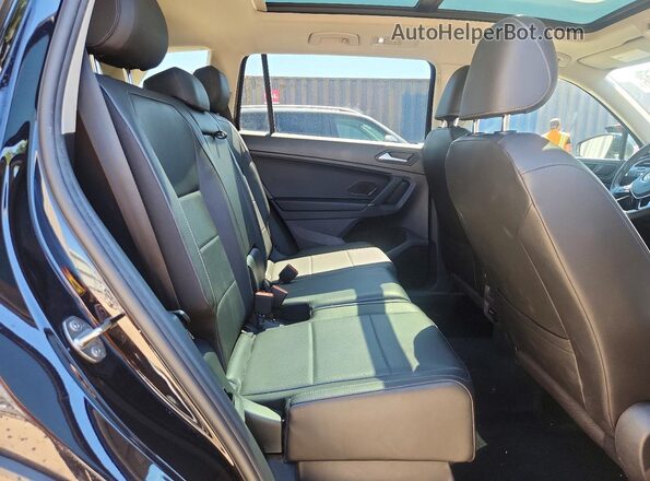 3VV2B7AX3LM174817 2020 VOLKSWAGEN TIGUAN Черный Вид задних сидений