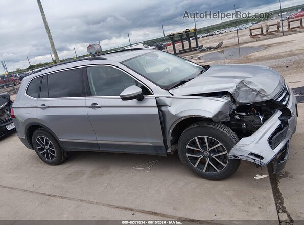3VV2B7AX3MM078400 2021 VOLKSWAGEN TIGUAN Blue Vista interior trasera