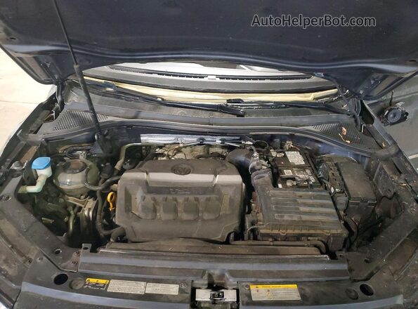 3VV2B7AX3MM102002 2021 VOLKSWAGEN TIGUAN Gray Vista del compartimento del motor