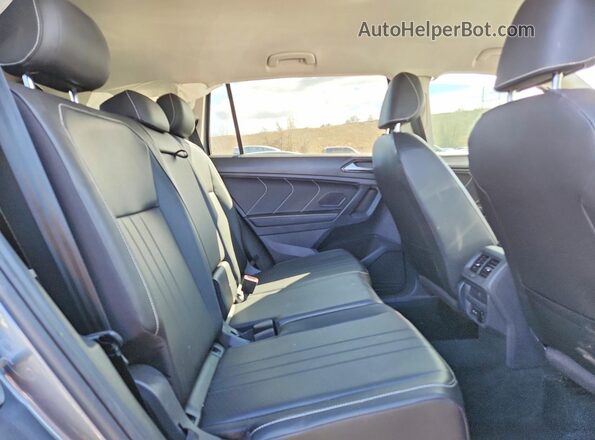 3VV2B7AX4PM065871 2023 VOLKSWAGEN TIGUAN Gray Widok wnętrza z tyłu
