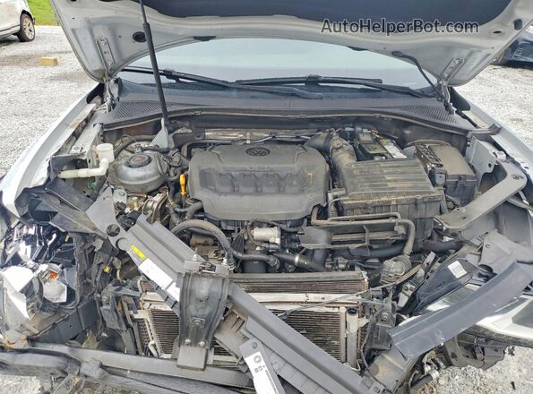 3VV2B7AX5JM069760 2018 VOLKSWAGEN TIGUAN Silver Vista del compartimento del motor