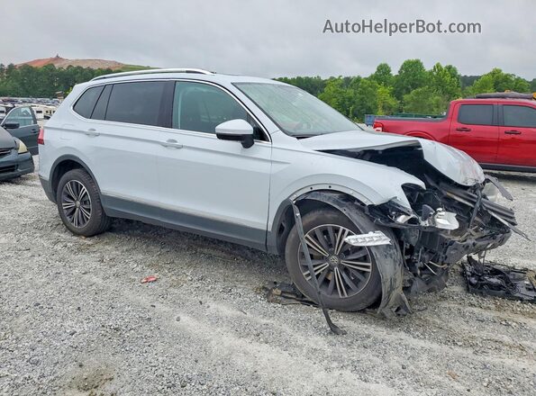 3VV2B7AX5JM069760 2018 VOLKSWAGEN TIGUAN Silver Delantero derecho