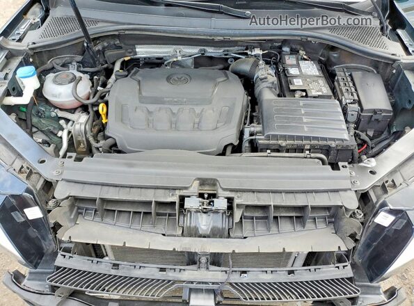 3VV2B7AX5JM078801 2018 VOLKSWAGEN TIGUAN Green Engine compartment view