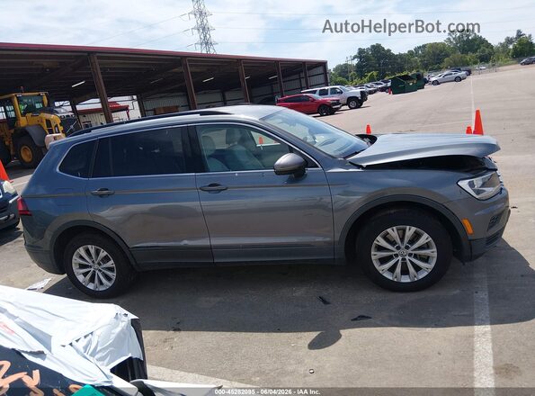 3VV2B7AX5KM017174 2019 VOLKSWAGEN TIGUAN Gray Rear interior view