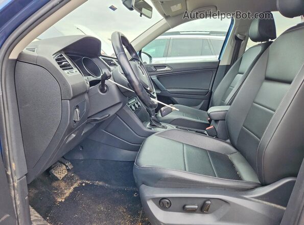 3VV2B7AX5KM100510 2019 VOLKSWAGEN TIGUAN Blue Widok wnętrza z przodu