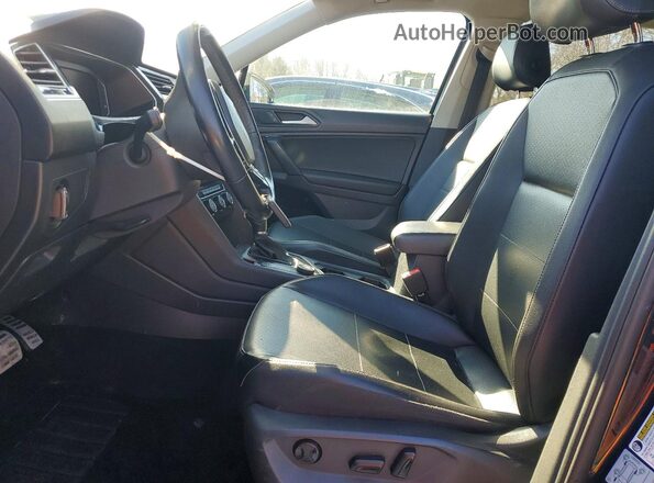 3VV2B7AX5KM101575 2019 VOLKSWAGEN TIGUAN Green 