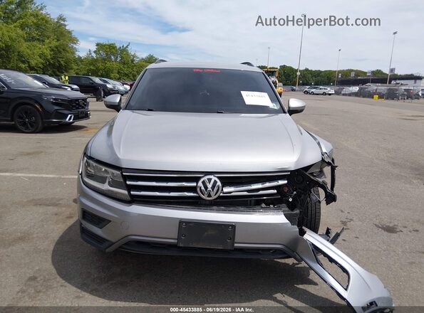 3VV2B7AX5LM108737 2020 VOLKSWAGEN TIGUAN Серебряный Вид спереди