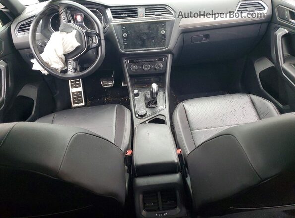 3VV2B7AX5MM121912 2021 VOLKSWAGEN TIGUAN Black Dashboard view