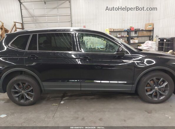 3VV2B7AX5NM032035 2022 VOLKSWAGEN TIGUAN Black Սալոնի հետևի տեսք