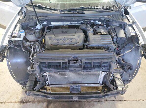 3VV2B7AX6JM100224 2018 VOLKSWAGEN TIGUAN Silver 