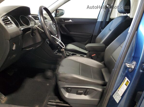 3VV2B7AX6KM132298 2019 VOLKSWAGEN TIGUAN Blue Սալոնի դիմացի տեսք