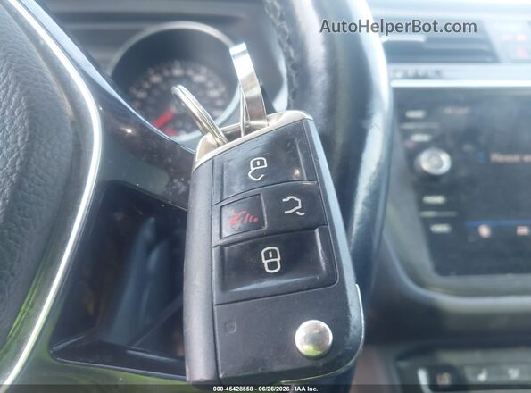 3VV2B7AX6KM151322 2019 VOLKSWAGEN TIGUAN Orange Widok deski rozdzielczej