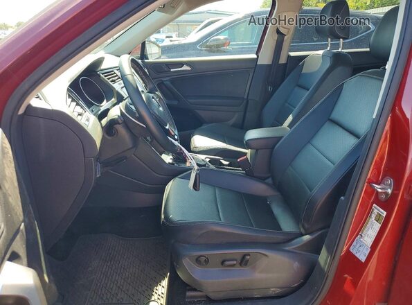 3VV2B7AX6MM091061 2021 VOLKSWAGEN TIGUAN Красный Вид салона спереди