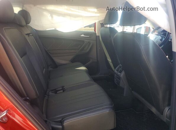 3VV2B7AX6PM019362 2023 VOLKSWAGEN TIGUAN Red Vista interior trasera