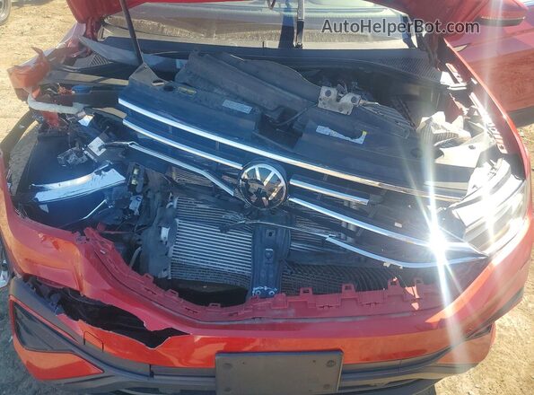 3VV2B7AX6PM019362 2023 VOLKSWAGEN TIGUAN Red Vista del compartimento del motor