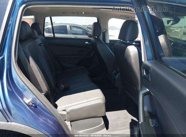3VV2B7AX7JM057822 2018 VOLKSWAGEN TIGUAN Blue VIN კოდის სტიკერის ხედი