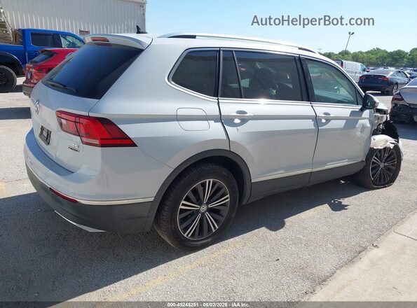 3VV2B7AX7JM069520 2018 VOLKSWAGEN TIGUAN White Trasero derecho