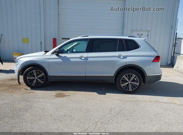 3VV2B7AX7JM069520 2018 VOLKSWAGEN TIGUAN White Vista interior de 360 grados