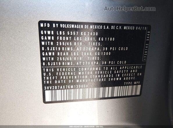 3VV2B7AX7KM139650 2019 VOLKSWAGEN TIGUAN Silver Vista del compartimento del motor