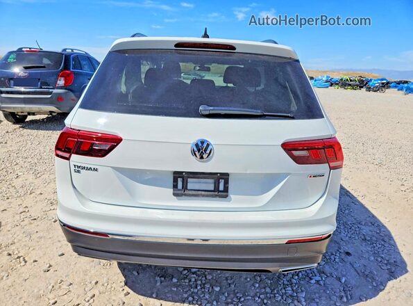 3VV2B7AX7LM002449 2020 VOLKSWAGEN TIGUAN White Rear view
