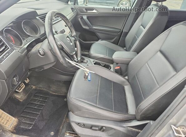 3VV2B7AX7LM068581 2020 VOLKSWAGEN TIGUAN Silver Սալոնի դիմացի տեսք