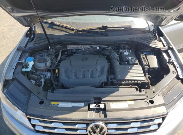 3VV2B7AX7MM014117 2021 VOLKSWAGEN TIGUAN Серебряный Вид подкапотного пространства