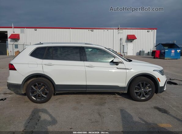 3VV2B7AX7NM164911 2022 VOLKSWAGEN TIGUAN White Սալոնի 360 աստիճան տեսք