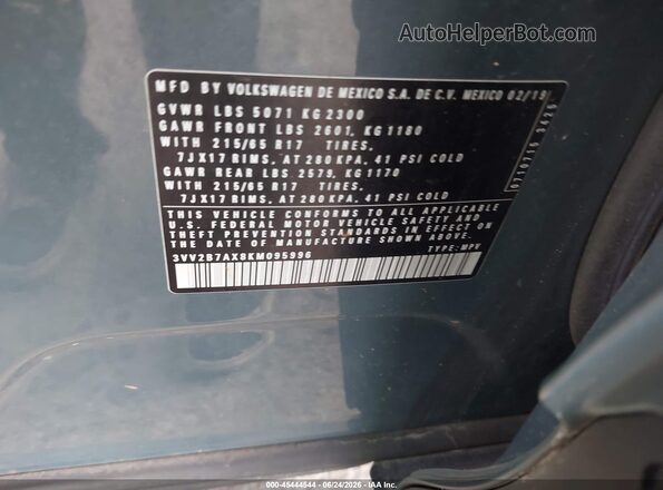 3VV2B7AX8KM095996 2019 VOLKSWAGEN TIGUAN Green ძრავის განყოფილების ხედი