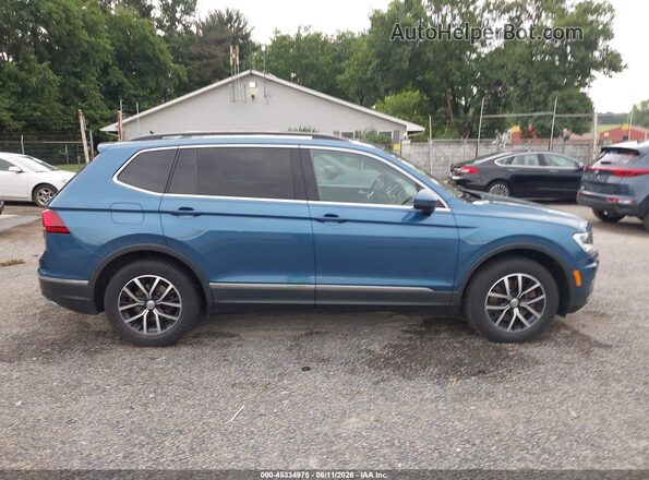 3VV2B7AX8LM052583 2020 VOLKSWAGEN TIGUAN Blue Rear interior view