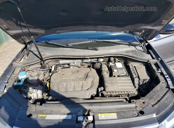 3VV2B7AX8LM158855 2020 VOLKSWAGEN TIGUAN Gray Շարժիչի բաժամունքի տեսք