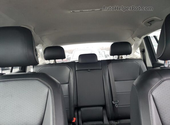3VV2B7AX8MM090638 2021 VOLKSWAGEN TIGUAN Gray 