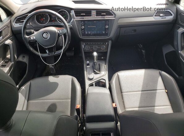 3VV2B7AX9JM076999 2018 VOLKSWAGEN TIGUAN Gray 