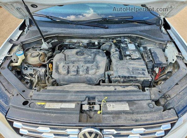 3VV2B7AX9KM193175 2019 VOLKSWAGEN TIGUAN White Սալոնի հետևի տեսք