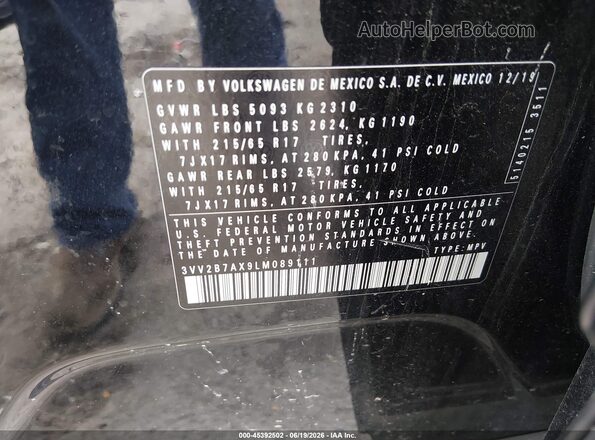 3VV2B7AX9LM089111 2020 VOLKSWAGEN TIGUAN Black Vista del compartimento del motor