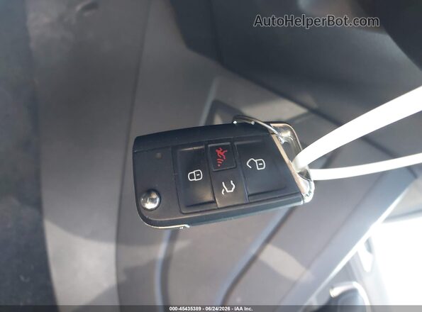 3VV2B7AX9MM067403 2021 VOLKSWAGEN TIGUAN Black Առջևի վահանակի տեսք