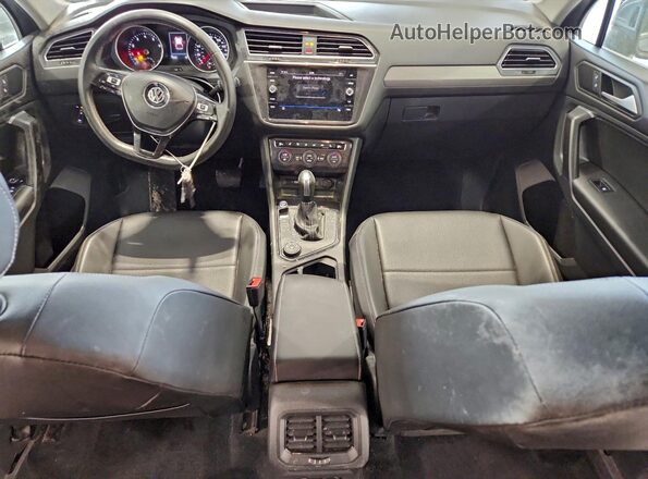 3VV2B7AX9MM083620 2021 VOLKSWAGEN TIGUAN Gray Dashboard view