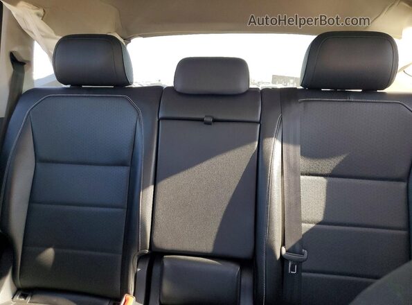 3VV2B7AX9MM117961 2021 VOLKSWAGEN TIGUAN Gray 