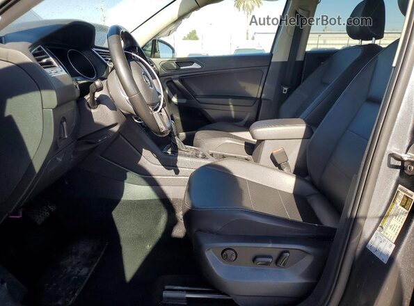 3VV2B7AX9MM117961 2021 VOLKSWAGEN TIGUAN Gray 
