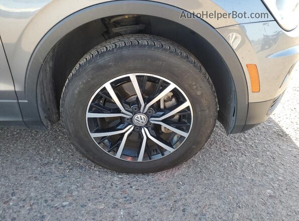 3VV2B7AX9MM117961 2021 VOLKSWAGEN TIGUAN Gray 