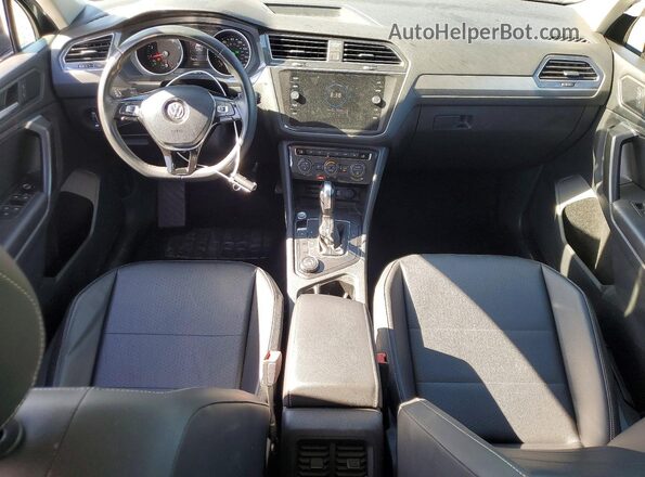 3VV2B7AX9MM117961 2021 VOLKSWAGEN TIGUAN Gray 